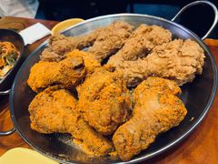 -BHC炸鸡(明洞总店)