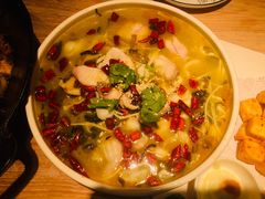 撒椒酸菜鱼-徐小姐地锅鸡(云龙万达店)