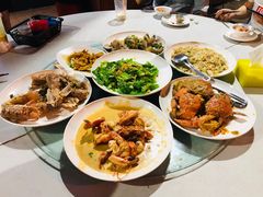 -量贩海鲜餐厅