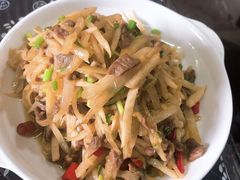 牛肉炒萝卜丝-国生茶庄·地道农家菜团建活动