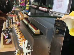 -荣誉国际酒店-云顶旋转餐厅