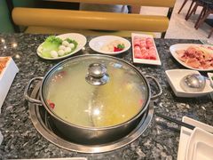 -一席地·本地鸡窝·杭帮鸡火锅(萧山银隆百货店)