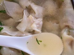 -周震馄饨