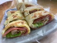 火腿鸡蛋饼-芳林早餐