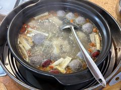-濠轩阁特色生蚝火锅(水湾路店)