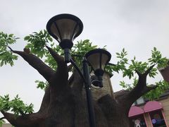 -王府井奥莱临潼小镇(临潼店)
