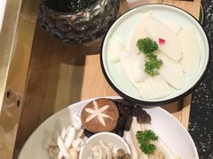 -洪氏嗨捞·猪肚鸡火锅(阳光天地店)