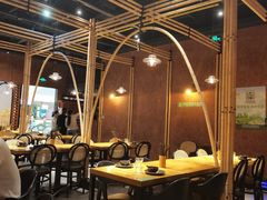 -十三式重庆江湖菜(金茂览秀城店)