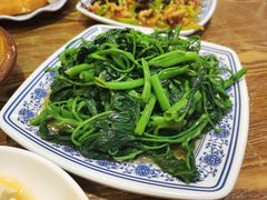 -乡土特色.冷锅鱼.牦牛肉汤锅