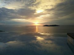 -瑰丽酒店·海吧·天际下午茶·现场DJ·天台酒吧