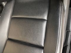 -京伟修鞋洗鞋奢侈品皮具护理店