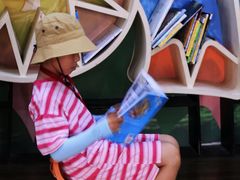 -钟书阁(松江泰晤士小镇店)