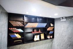 -Tipo Hair salon（明星）店