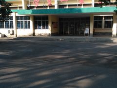门面-中南民族大学学生一食堂
