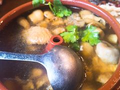 汽锅鸡-小厨子私房菜·云南美食店
