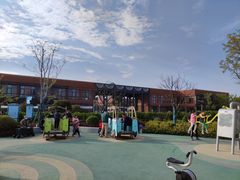 -季高兔窝窝亲子园(上海薰衣草公园店)