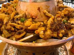 二哥芋儿蛙-炉小二铜锅牛蛙•川湘菜(三里屯店)