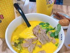 酸汤雪花肥牛面-和府捞面(东直门银座店)