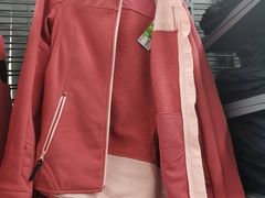 -迪卡侬(西三旗店)