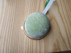 -蜜蜂小象·榴莲千层蛋糕(时代汇11栋店)