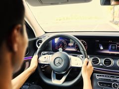 -杭州中升之星奔驰4S店(滨江店)