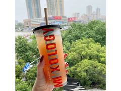 -星巴克(宁波东门银泰店)