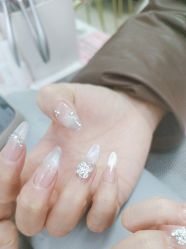 -尤米一站式美甲美睫
