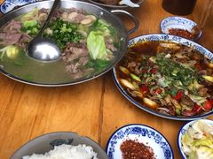 -杨三娘跷脚牛肉(羊子山西路店)