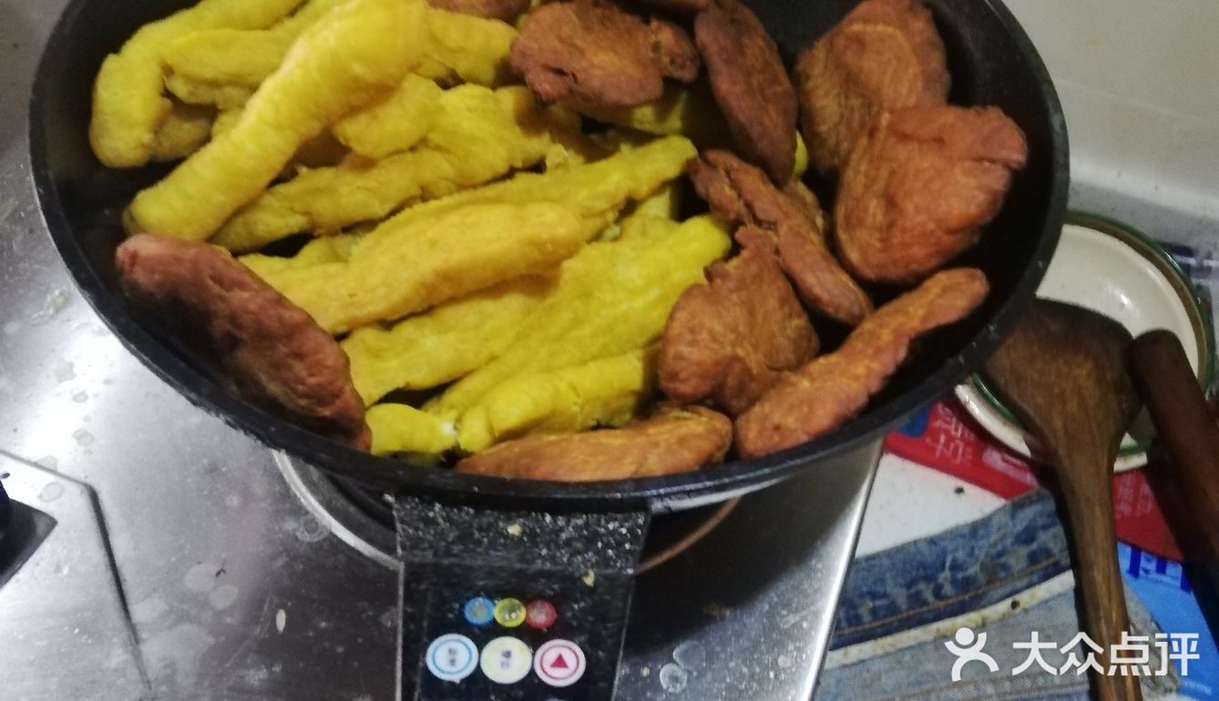 油香，自制小面食，可能油温不热，倾入的油太多！