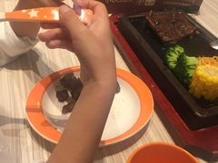 -必胜客(滨江店)