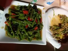 -天天向上素食餐厅(五台山店)