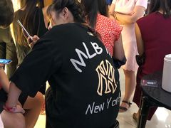 -捞王锅物料理(上海世茂广场店)