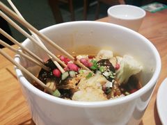 -诚铭记·虾仁汤包·成都小吃(融创店)
