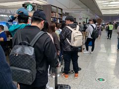 -星巴克(上海虹桥站2A检票口)