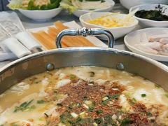 -德林酸菜鱼火锅(南丹店)
