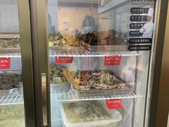 -金鼎雪山牦牛杂火锅(理县总店)