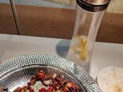 -小鱼小牛·鱼牛干锅·脆鱼火锅(世欧广场店)