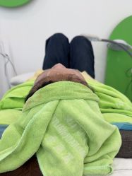 -苗医生0感科技祛痘
