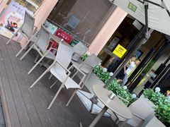 露天位-奈雪的茶(时代天街店)