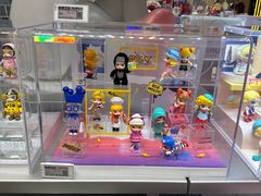 -泡泡玛特POPMART(蓝色港湾店)