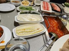 -海底捞火锅(曹安公路店)