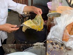 -正宗杂粮煎饼香软鸡蛋饼