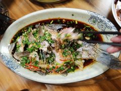 -芦茨金富饭庄·25年老字号·专做稻草鸡