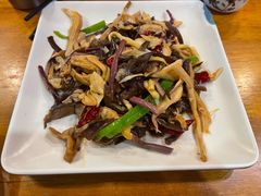 -小厨子私房菜·云南美食店