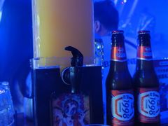 -喜鹊音乐酒馆(西街店)