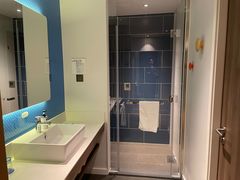 -珠海拱北口岸智选假日酒店