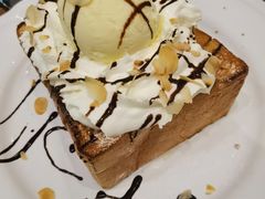 蜂蜜冰激凌吐司-VESH COFFEE(定西路店)