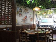 大堂-三里屯土灶炖公鸡地锅鸡(江东店)