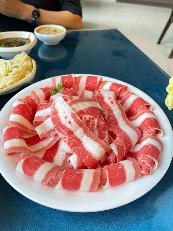 野力肥牛火锅(新开路店)-"野力肥牛是现在唯一一家不吃会想的店,长小.