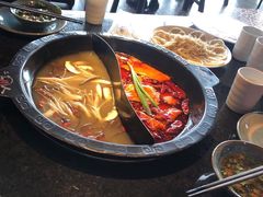 菌汤牛油鸳鸯锅-三个四川人火锅(华联商厦店)